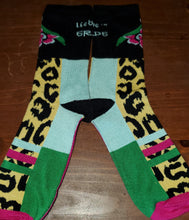 Load image into Gallery viewer, *New Inventory - Medium Thick - Leopard Socks