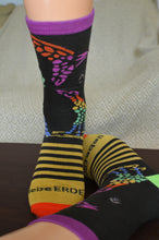 Load image into Gallery viewer, Medium Thick - Giraffe Socks